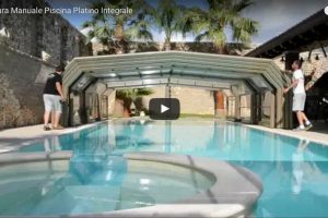 video apertura manuale piscina platino integrale 600x400 1