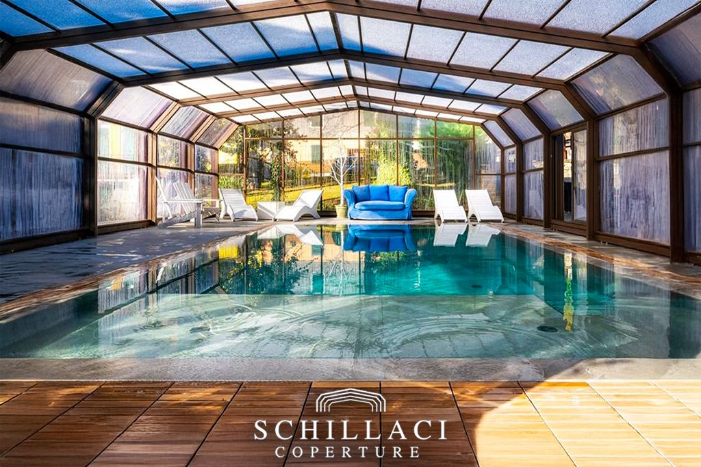 Hotel Firenze ha scelto Schillaci Coperture per offrire ai suoi ospiti benessere e relax tutto l&rsquo;anno!